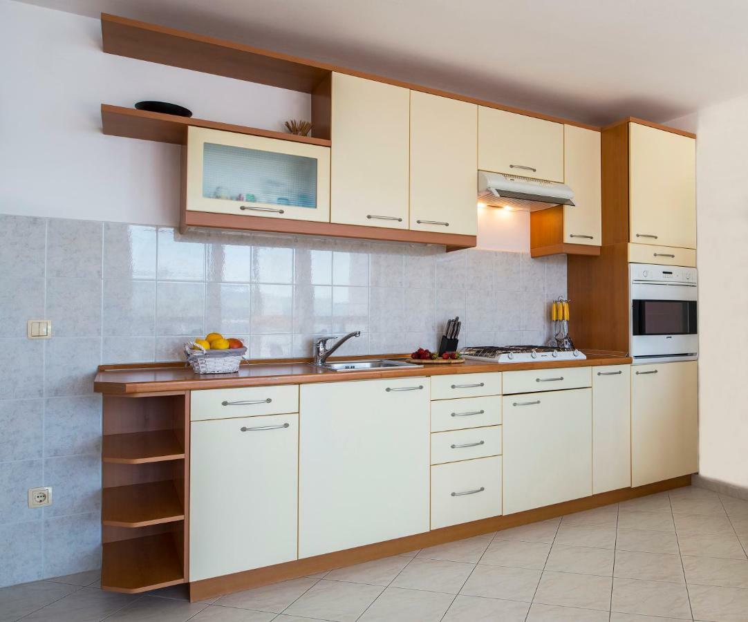Lily Apartment Rabac Kültér fotó
